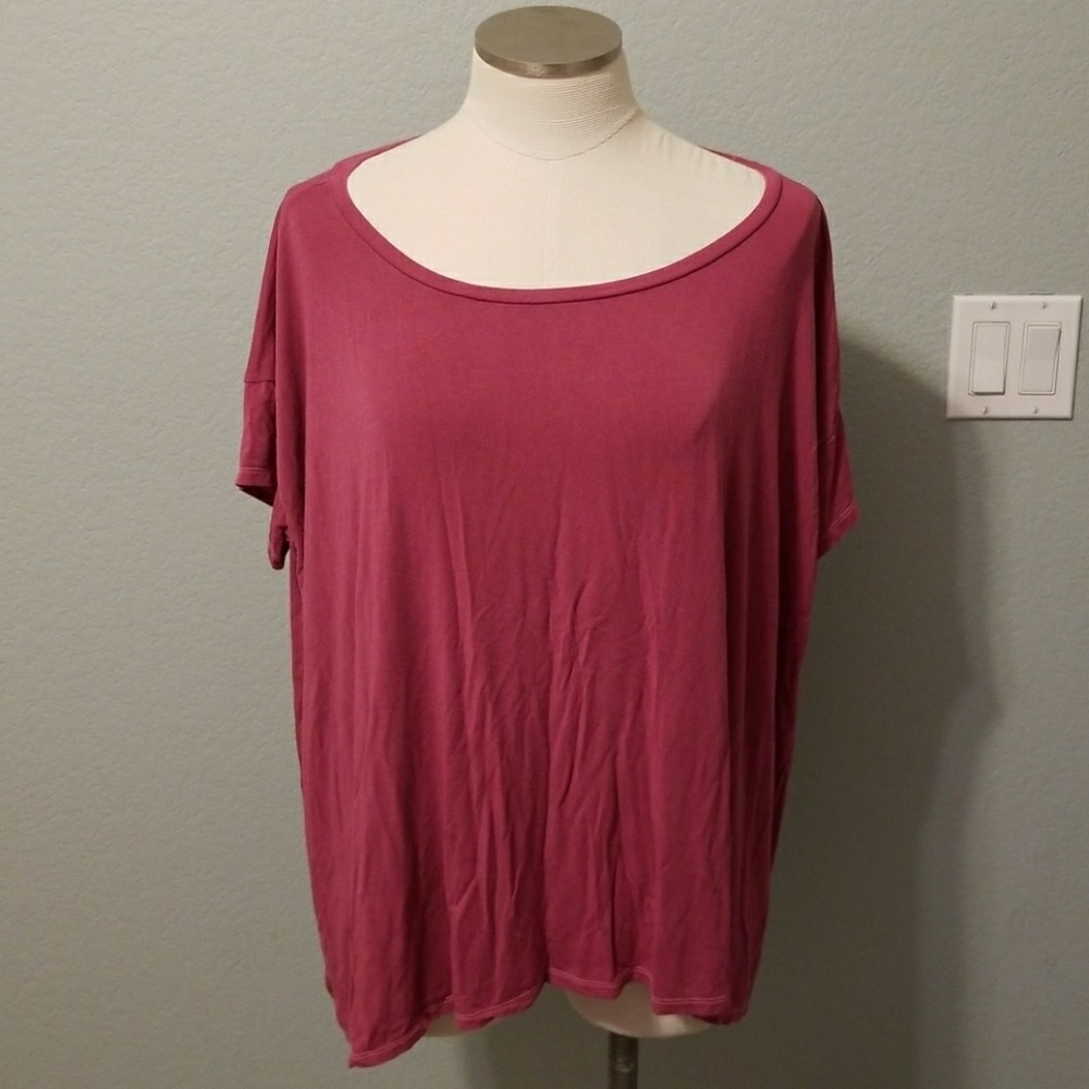 American Eagle Outfitters Soft & Sexy Tee Med